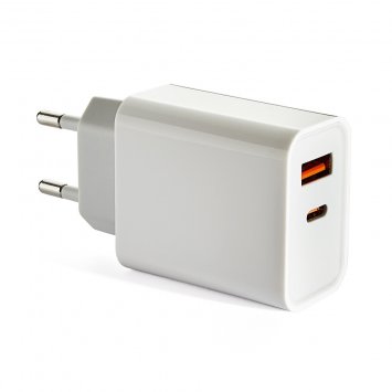 USB-C combi-stekkeradapter