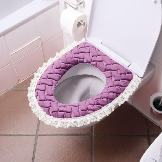 Toiletdekje met kant 
