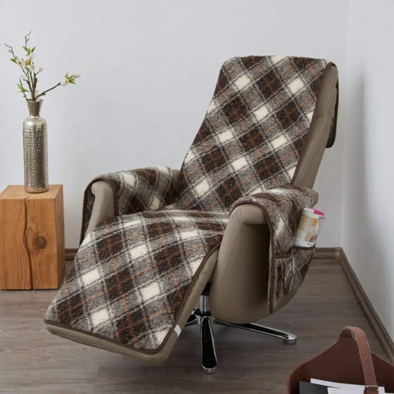 Hoes voor fauteuil van scheerwol met voetgedeelte