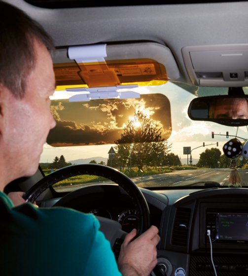 Autoverblindingsbescherming voor overdag en 's nachts 